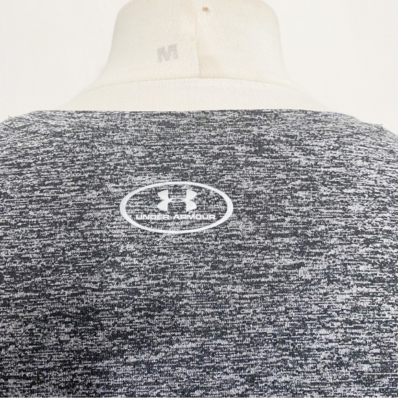 UNDER ARMOUR heat gear long sleeve polyester space dye athletic top M - Picture 4 of 5